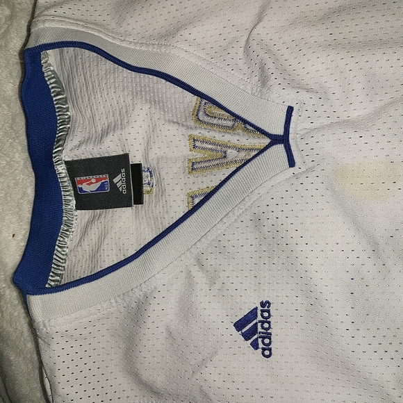 Authentic Official Kobe Bryant vintage #24 jersey - Picture 5 of 8